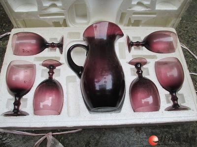 桂林二手市場新發(fā)現(xiàn) 全新未用茶色高腳酒杯套裝轉(zhuǎn)讓